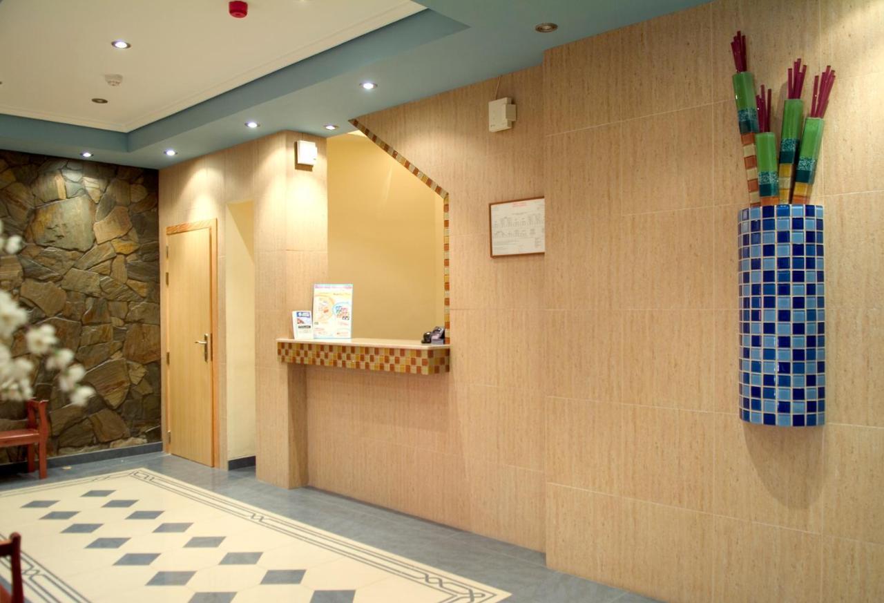 קויירה Hotel L'Escala מראה חיצוני תמונה