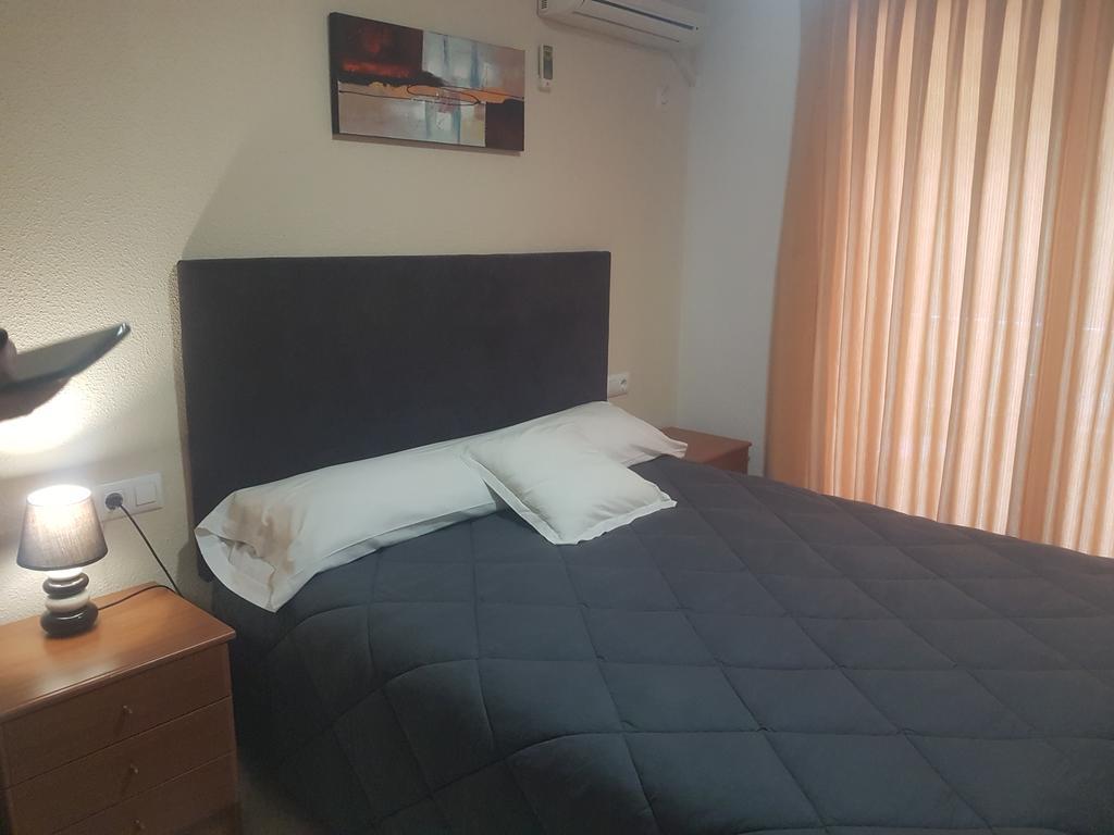 קויירה Hotel L'Escala מראה חיצוני תמונה