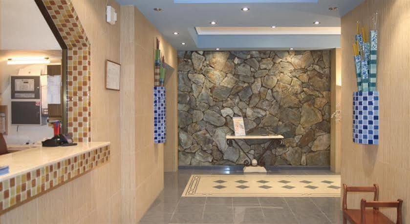 קויירה Hotel L'Escala מראה חיצוני תמונה